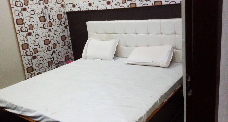 Shahi Hotel, Suratgarh 1